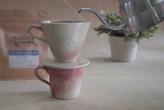 Pour over coffee brewer - Ceramic by Maverick & Farmer